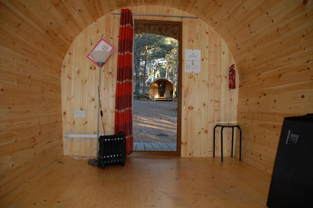 Camping Pod Heaven Brackla Exterior photo