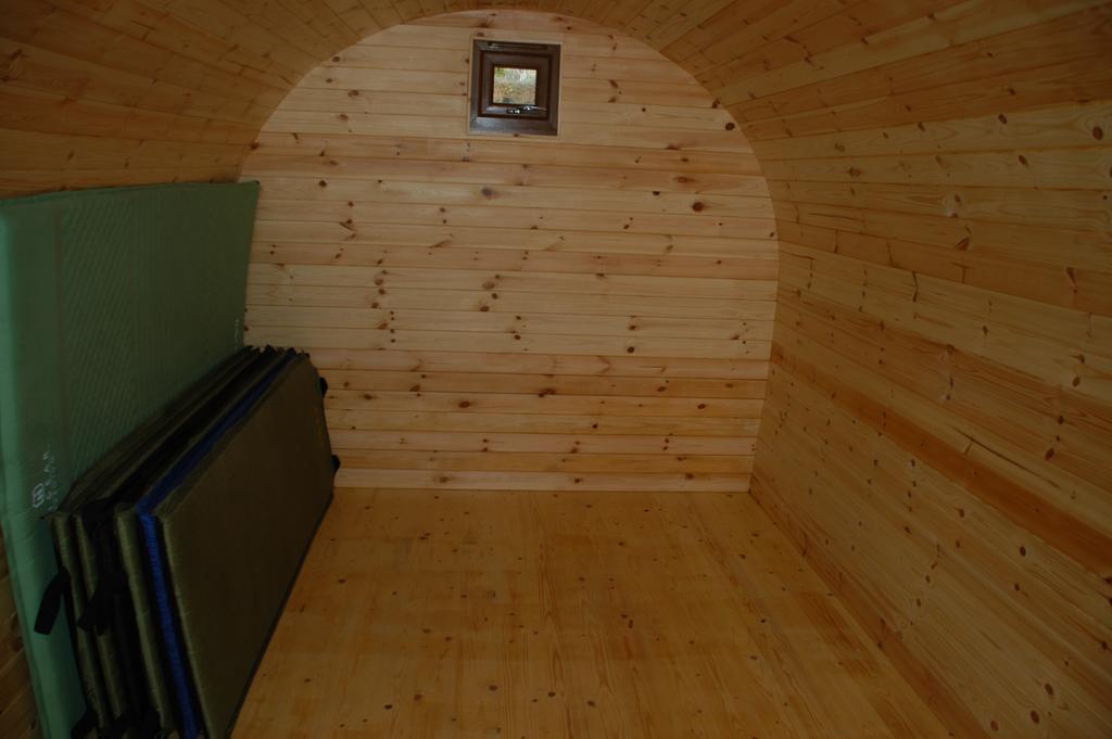 Camping Pod Heaven Brackla Exterior photo