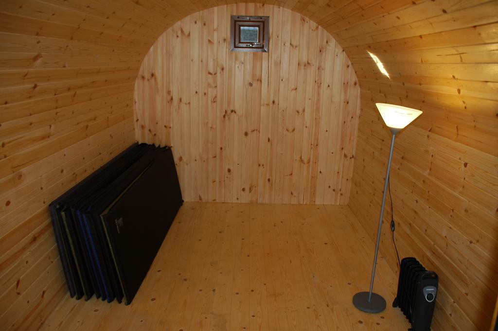 Camping Pod Heaven Brackla Exterior photo